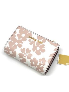Michael Kors Medium Quilted Bifold Zip Chain Wallet Powder Blush